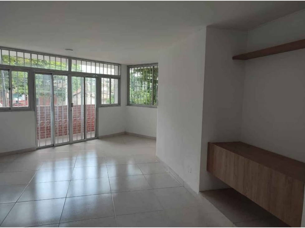 VENDO EDIFICIO ESQUINERO EN EL CENTRO DE CUCUTA - 5