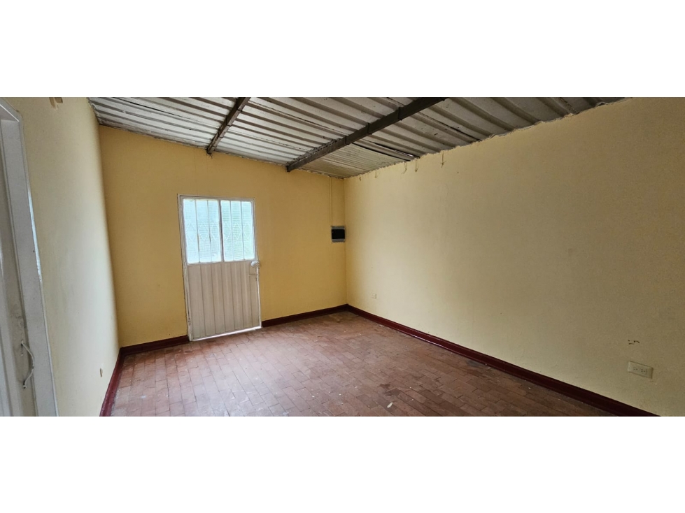 ARRIENDO BODEGA EN LA RECTA LOS VADOS (LOS PATIOS) - 5
