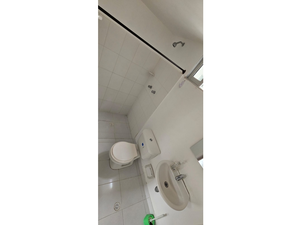ARRIENDO APARTAMENTO PARA ESTRENAR EN CHINACOTA - 4