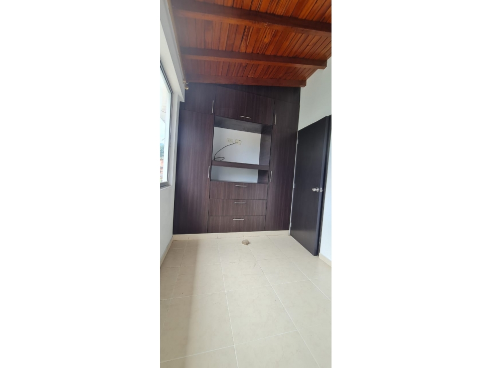 VENDO APARTAMENTO EN CHINACOTA - 6