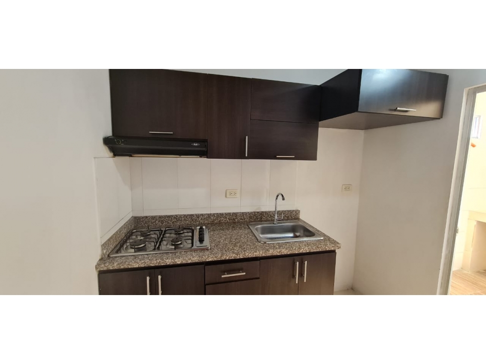 VENDO APARTAMENTO EN CHINACOTA - 1