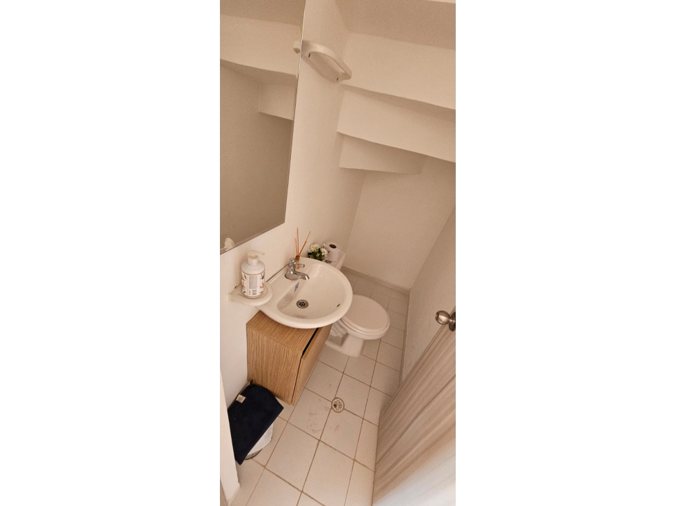 VENDO CASA REMODELADA EN CHINACOTA — foto 6