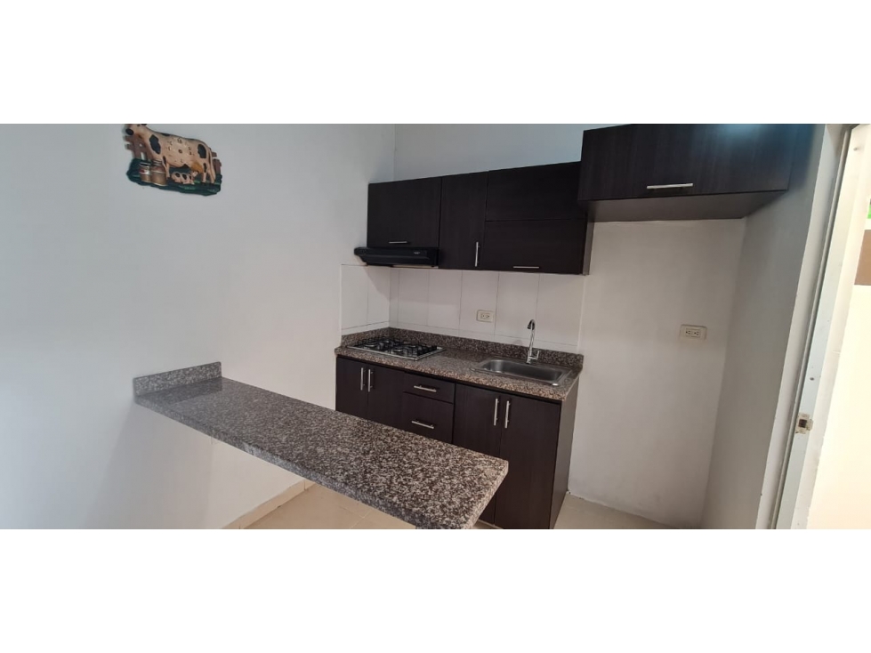 VENDO APARTAMENTO EN CHINACOTA - 2