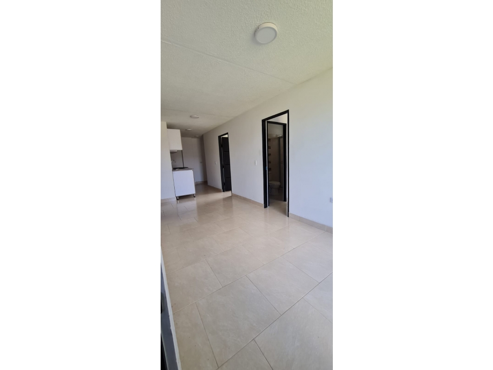 ARRIENDO APARTAMENTO EN CHINACOTA - 4