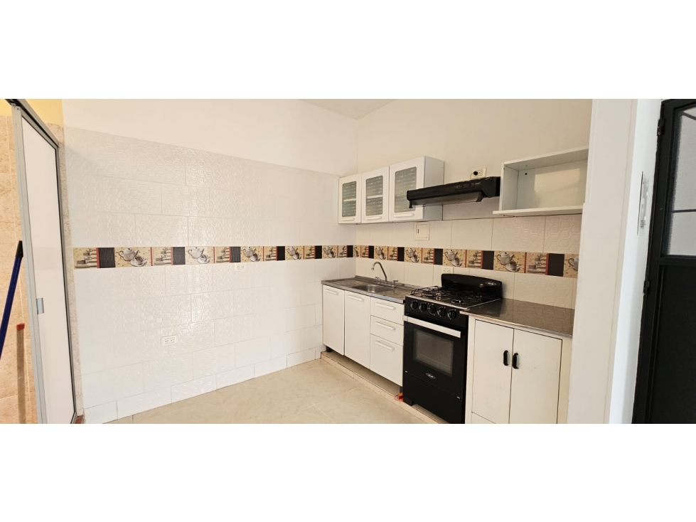 ARRIENDO APARTAMENTO EN CHINACOTA - 1