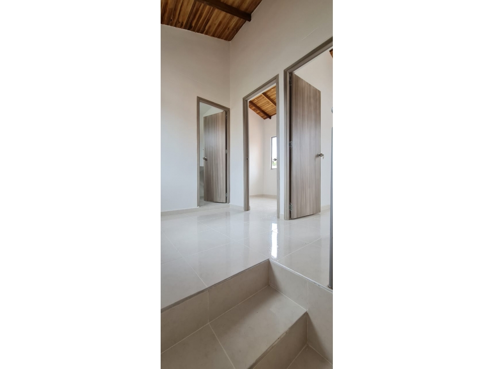 ARRIENDO CASA CONJUNTO CERRADO PALAMANOVA CHINACOTA - 3