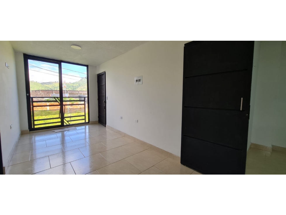 ARRIENDO APARTAMENTO EN CHINACOTA - 3