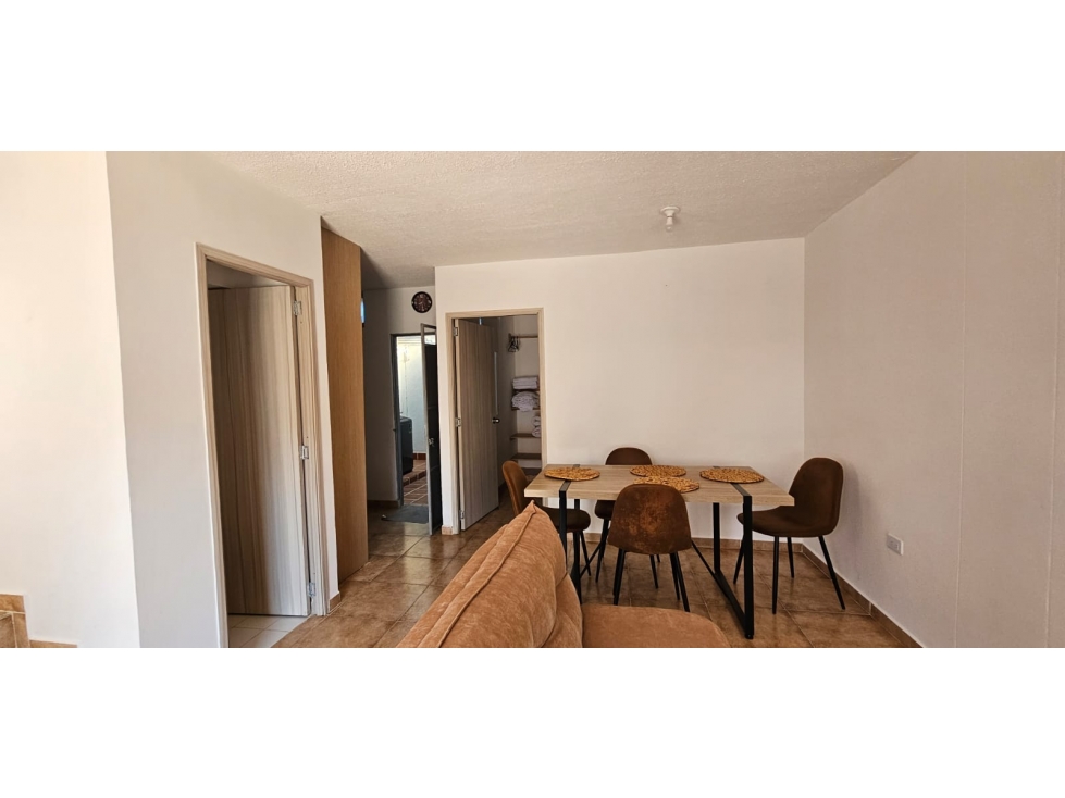 VENDO CASA REMODELADA EN CHINACOTA