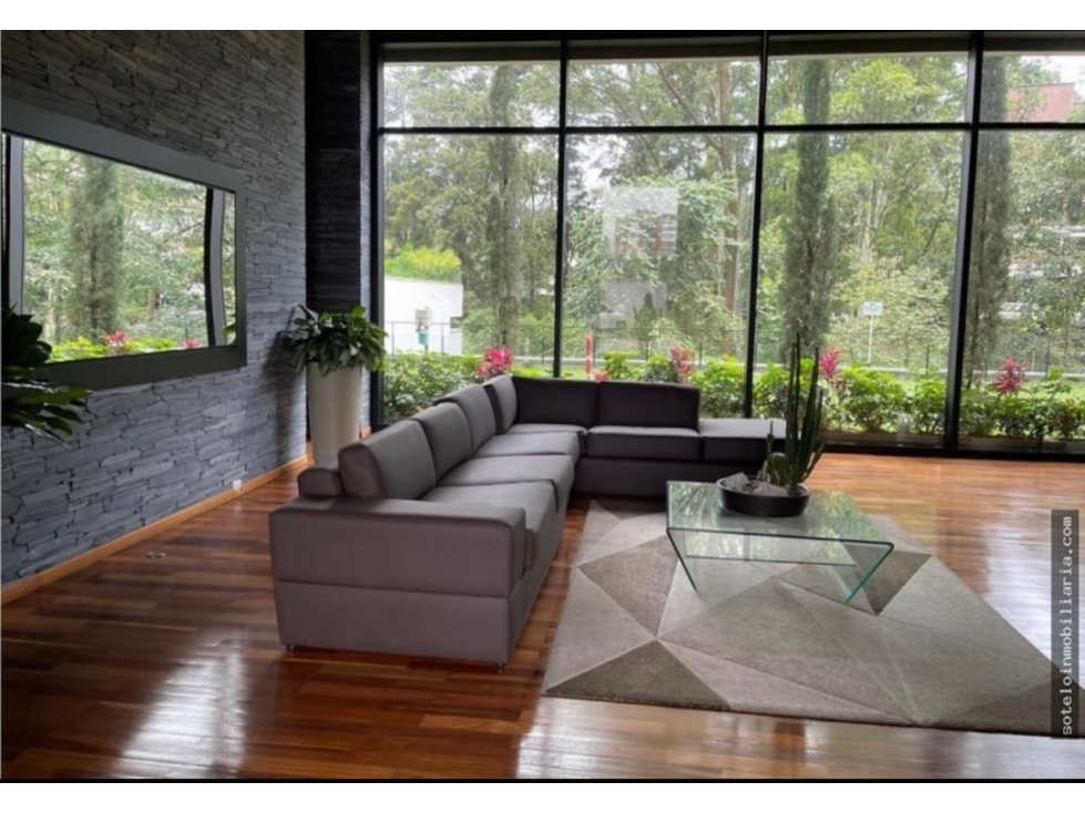 VENDO APARTAMENTO AMOBLADO EN EL POBLADO SECTOR SAN LUCAS PARA RENTA — foto 2