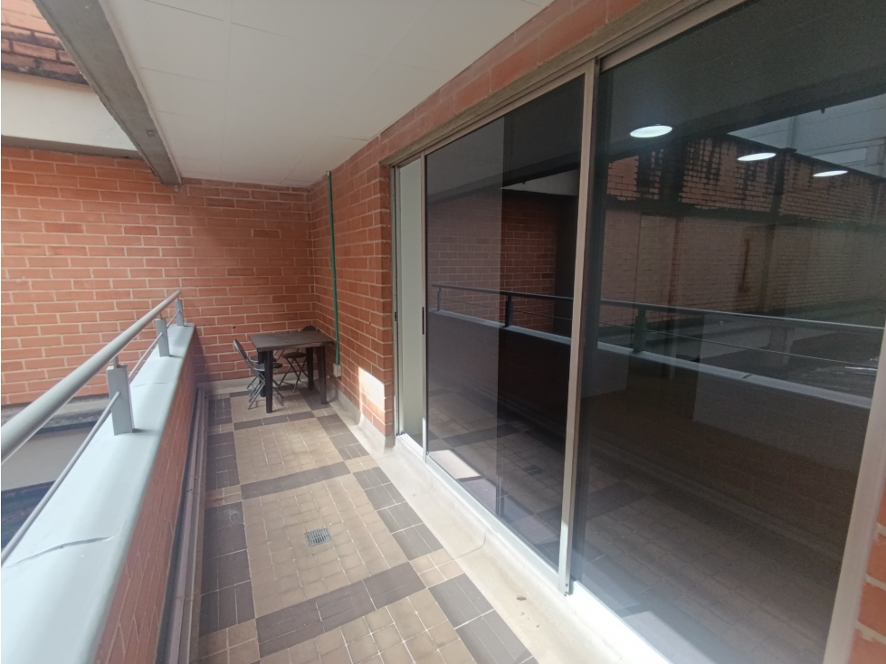 Oficina en Venta en Guayabal, cerca a la Estación del Metro Aguacatala — foto 3