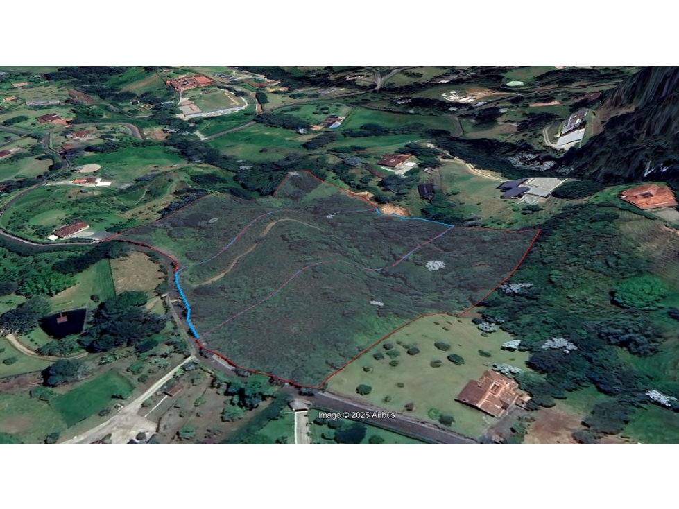 VENDO LOTE DE 10.000 m² EN PARCELACIÓN EL YARUMO EN LA CEJA ANTIOQUIA
