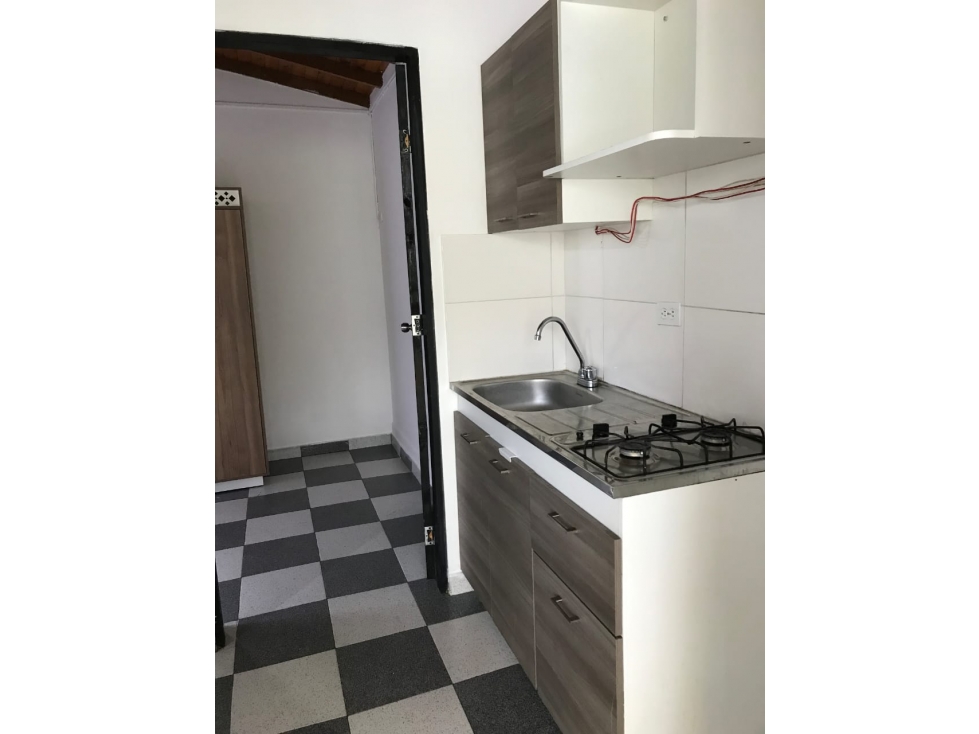 INVERSION, CASA DIVIDIDA EN 3 APARTAMENTOS INDEPENDIENTES — foto 4