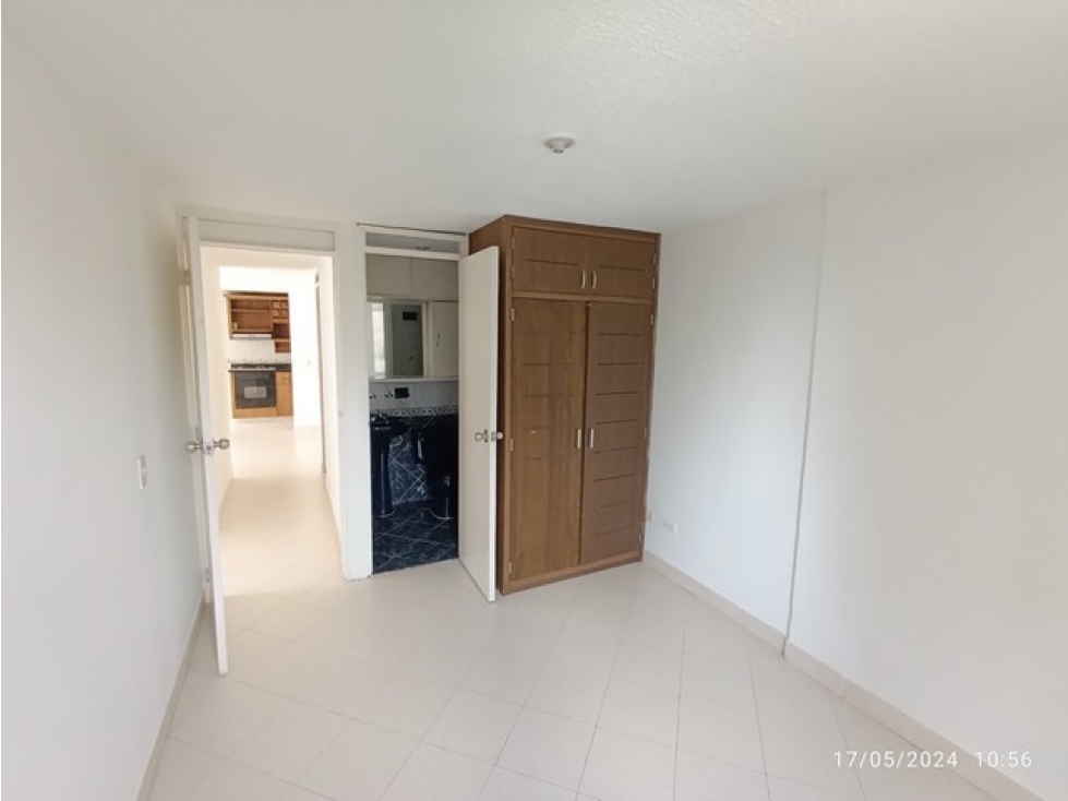 VENDO APARTAMENTO EN SECTOR CAMINO VERDE EN ENVIGADO DE 62 m², PISO 4 — foto 3