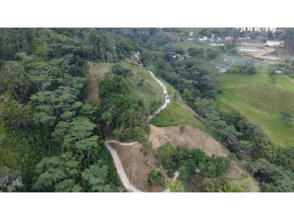 VENDO LOTES EN TITIRIBÍ ANTIOQUIA EN PARCELACIÓN CERRADA DE 4.500 m² - 4