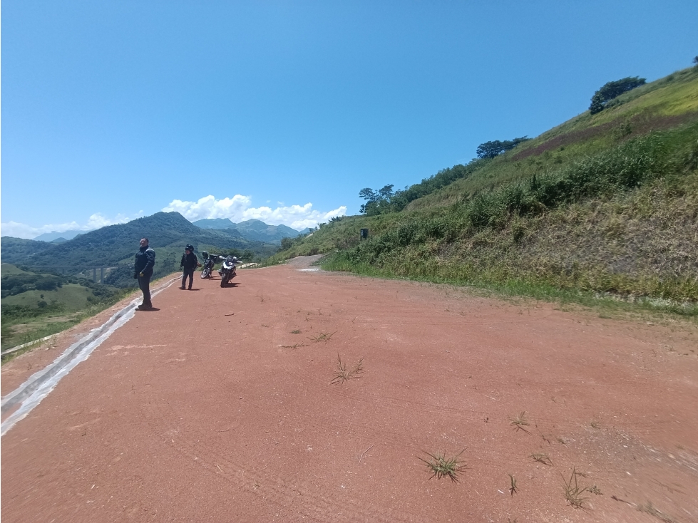 VENDO LOTE EN PARCELACIÓN SANTA CLARA EN SALGAR ANTIOQUIA | 3.345 m² - 5
