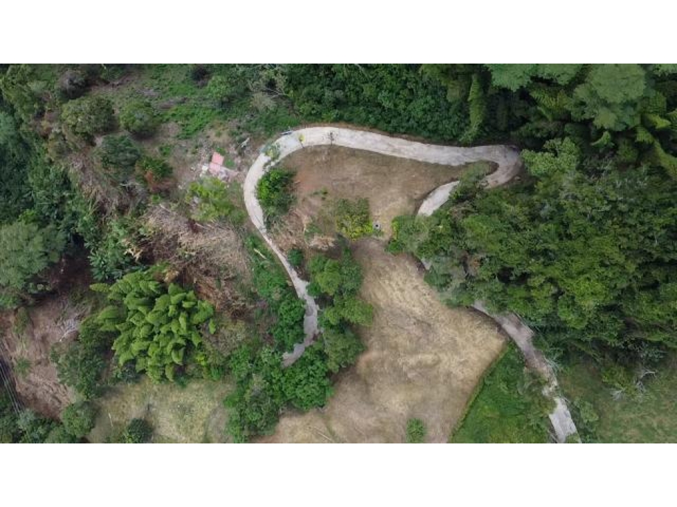VENDO LOTES EN TITIRIBÍ ANTIOQUIA EN PARCELACIÓN CERRADA DE 4.500 m² - 5