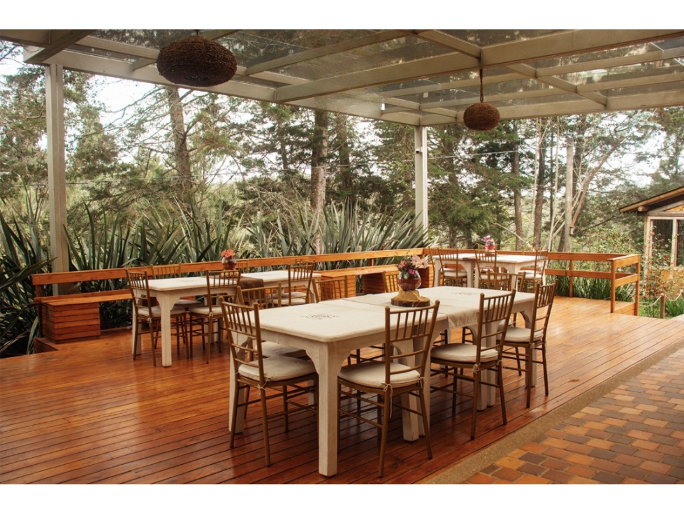 VENDO HOTEL Y CENTRO DE EVENTOS EN EL PARQUE ARVÍ EN SANTA ELENA MED. — foto 6