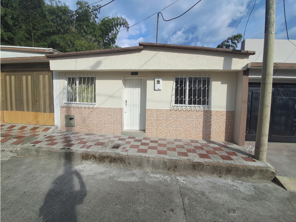 CASA BARRIO PINARES ARMENIA QUINDIO