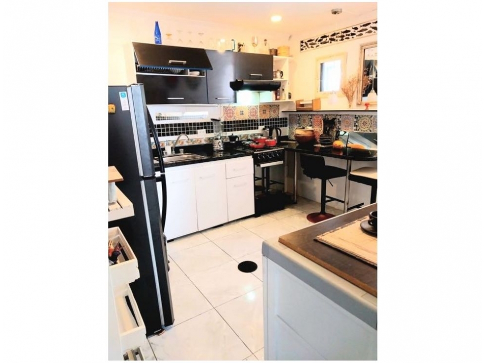 HERMOSO APARTAMENTO AMOBLADO EL LAGUITO — foto 4