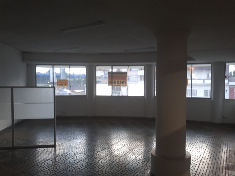 LOCAL 25 CENTRO COMERCIAL BALEARES ARMENIA Q — foto 6