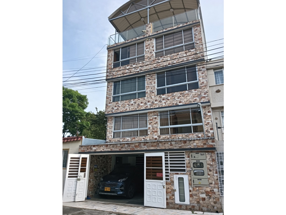 VENDO ESPECTACULAR CASA RENTABLE EN NORMANDIA!