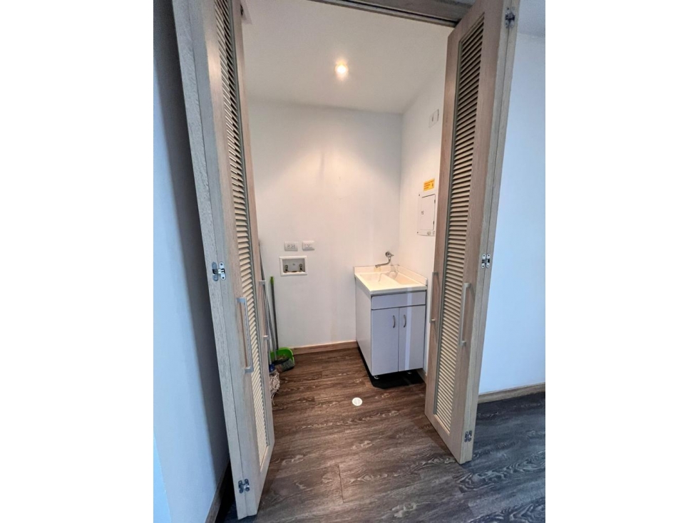 VENDO LINDO APTO EN EL VIRREY! — foto 3