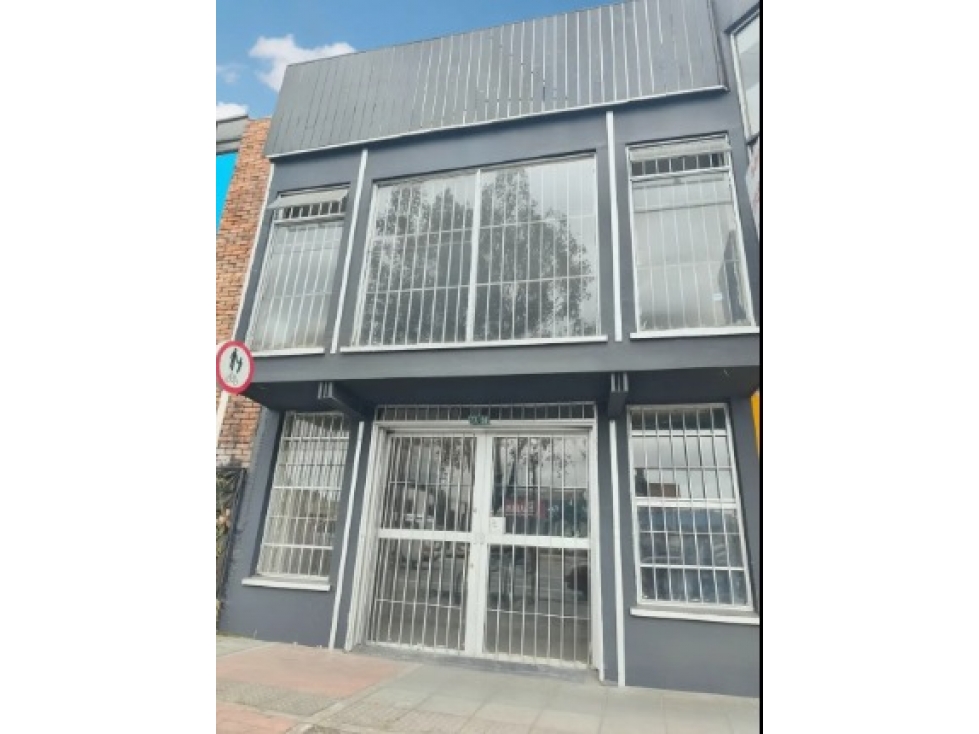ARRIENDO LOCAL / SHOWROOM SOBRE AVENIDA CRA 30 BARRIOS UNIDOS! — foto 3