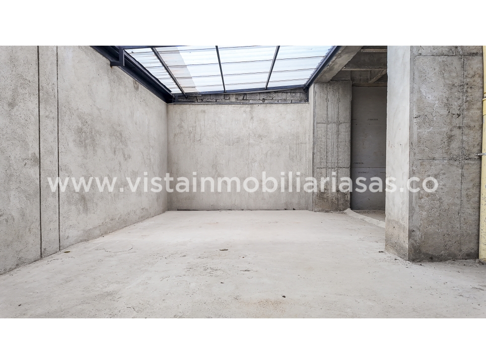 Arriendo Local Comercial sector Saenz, Manizales