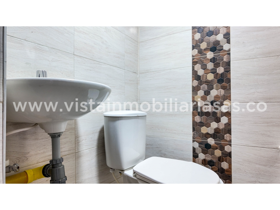 Arriendo Bodega / Local kilometro 7 vía a Neira, Caldas - 6