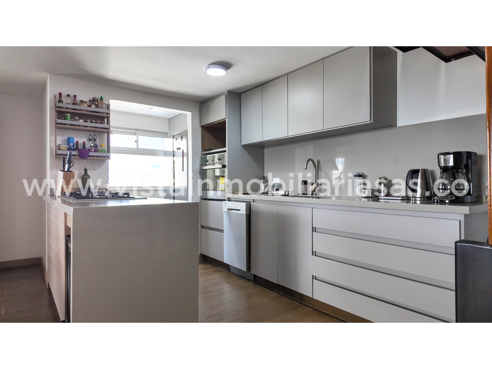 Arriendo Apartamento Duplex Chipre, Manizales