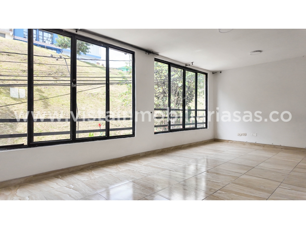 Venta Casa Sector Bosques de La Enea, Manizales — foto 2