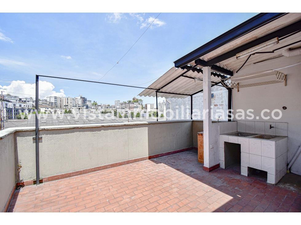 Venta Casa con Renta Sector Alta Suiza, Manizales