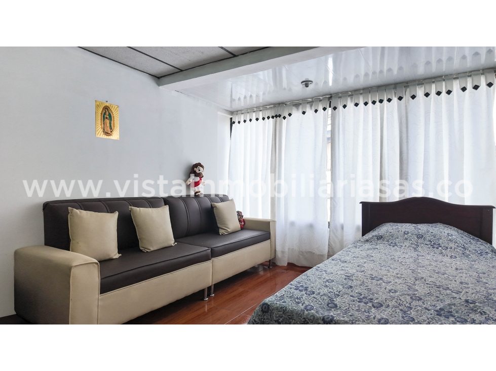 Venta Casa con Renta Sector Villahermosa, Manizales
