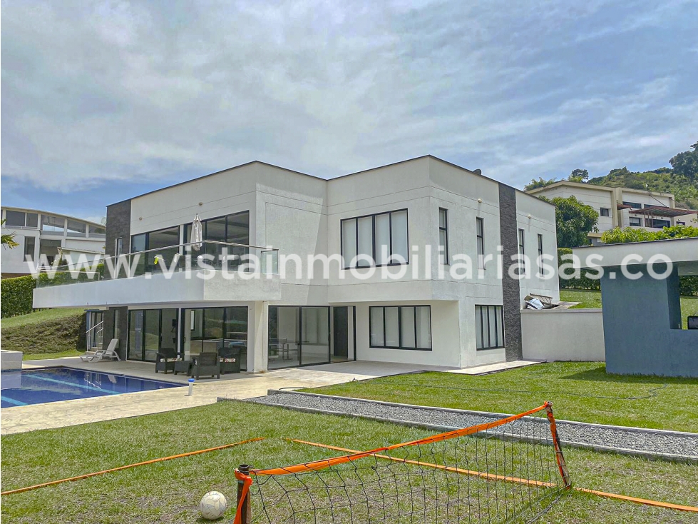 Venta Casa Campestre Condominio el Agrado, Manizales