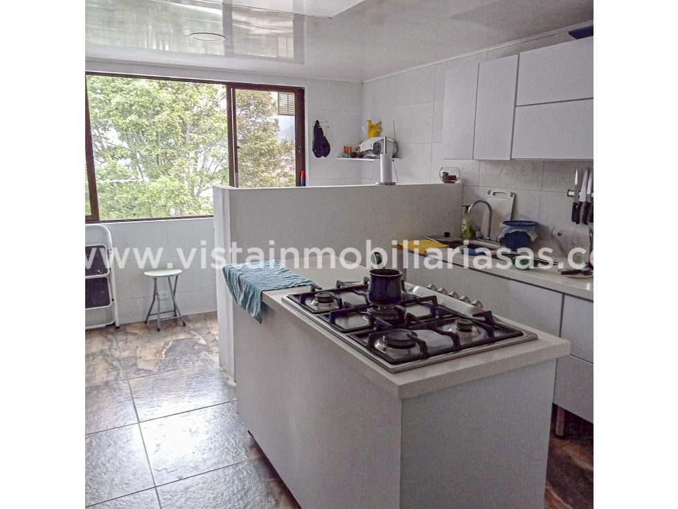 Venta Apartamento Sector La Leonora, Manizales — foto 2