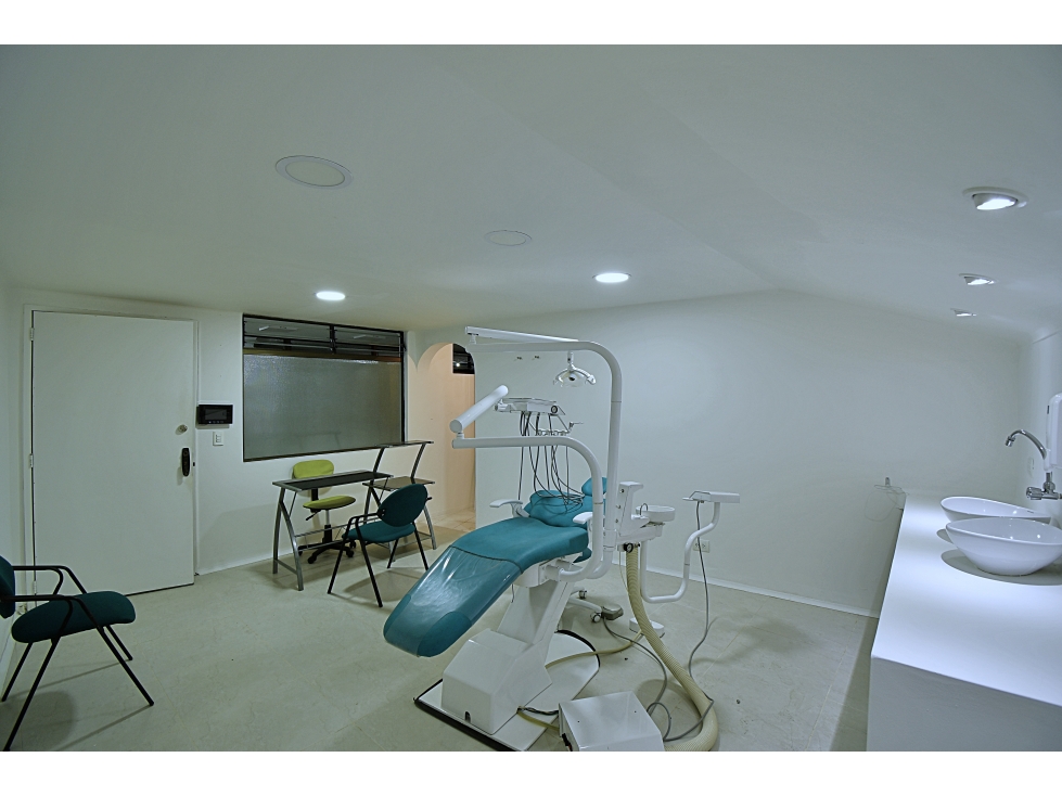 Venta Consultorio Odontológico Avenida Paralela, Manizales