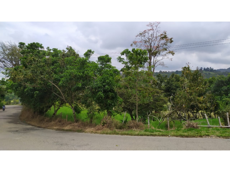 VENTA DE TERRENO EN EL KM 30 VÍA AL MAR - 2