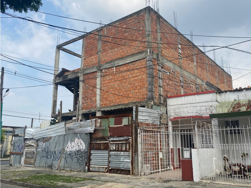 VENTA DE EDIFICIO EN CONSTRUCCION PARA CINCO PISOS