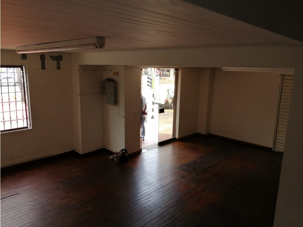 VENTA LOCAL ESQUINERO NORTE DE CALI
