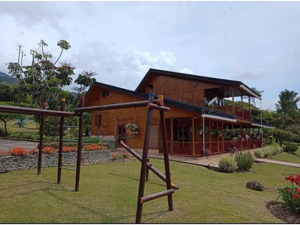 VENTA FINCA EN EL DARIEN LAGO CALIMA