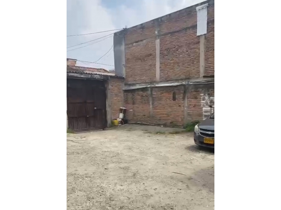 VENTA DE LOTE EN LA BASE