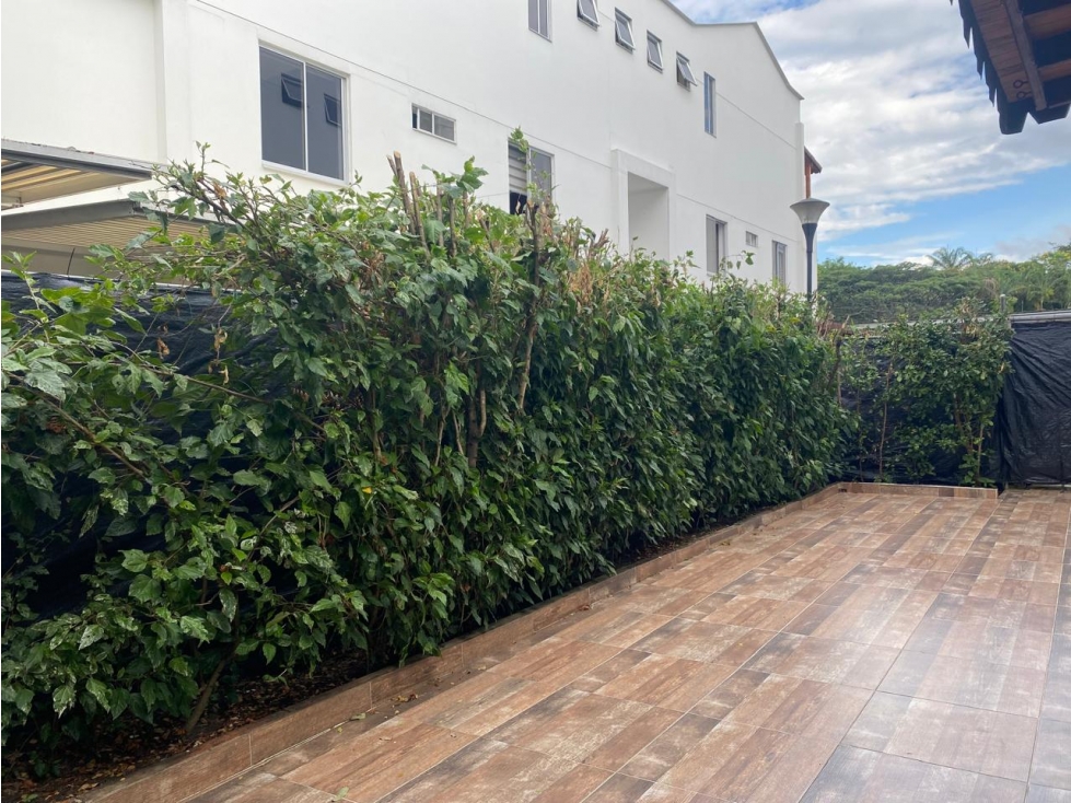 VENTA DE CASA DE TRES PISOS EN CONDOMINIO EN CIUDAD JARDIN — foto 6