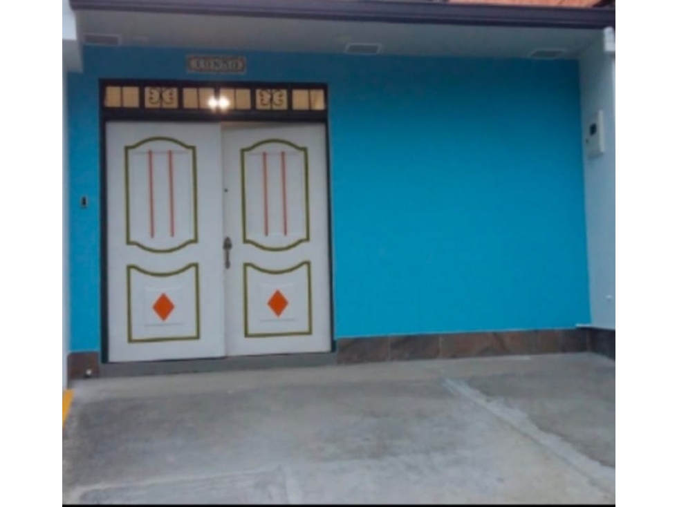 VENTA DE CASA EXTERNA DE UN PISO EN EL BARRIO EL BOSQUE NORTE DE CALI — foto 2