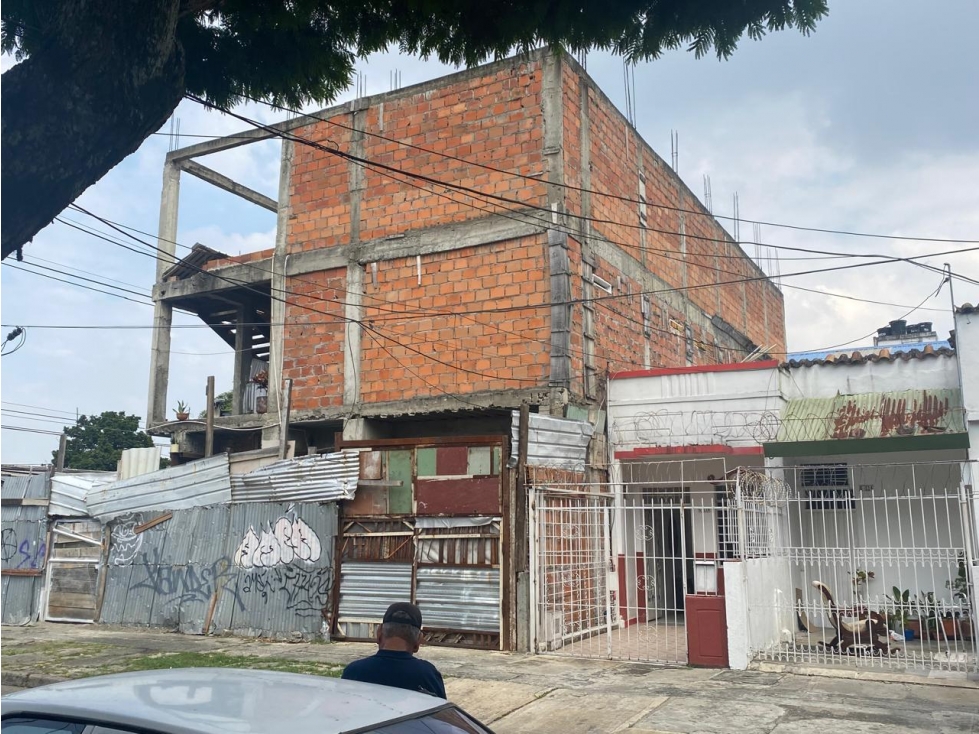 VENTA DE EDIFICIO EN CONSTRUCCION PARA CINCO PISOS — foto 2