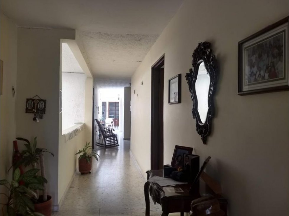 VENTA DE CASA COMERCIAL EXTERNA ESQUINERA EN CÁMBULOS - 3