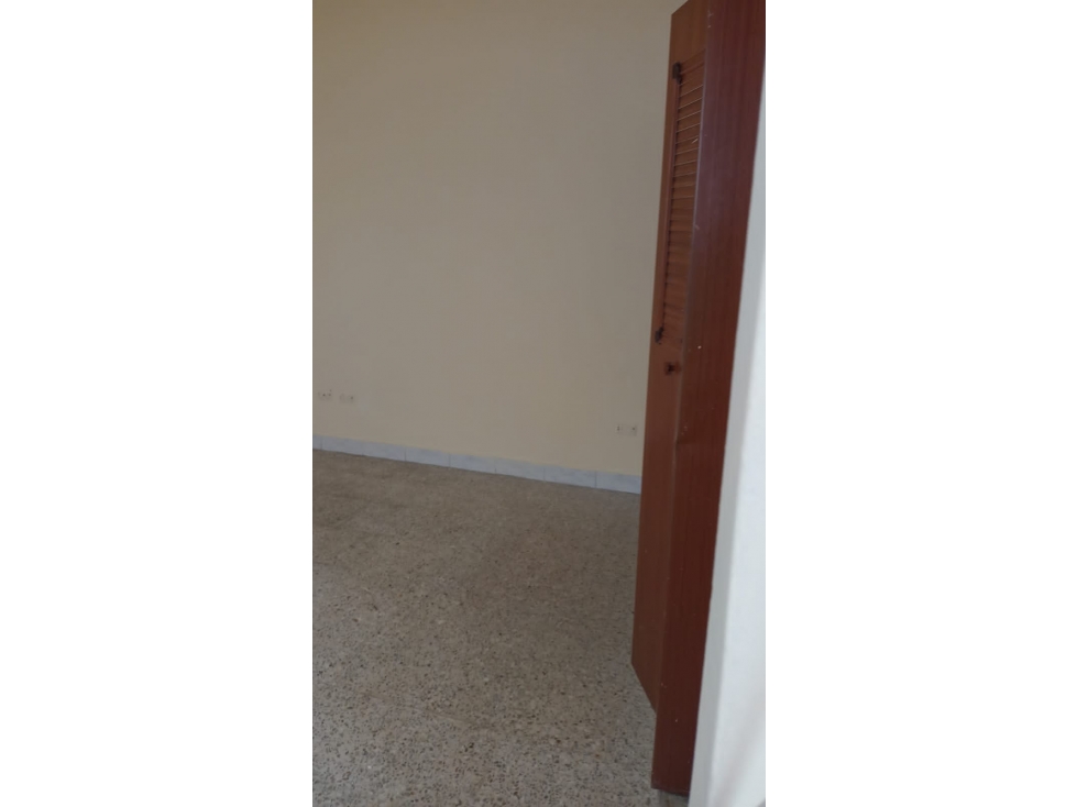 VENTA DE CASA EXTERNA TRES NIVELES EN EL POPULAR PARA INVERSIONISTA - 4