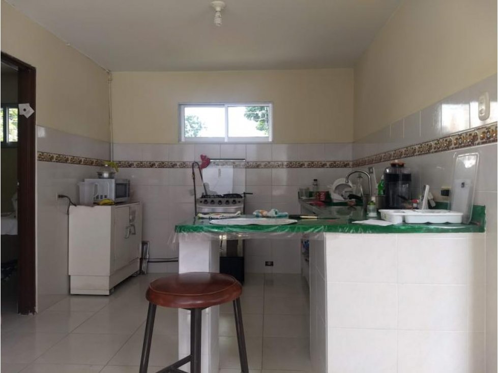 VENTA DE CASA COMERCIAL EXTERNA ESQUINERA EN CÁMBULOS - 6