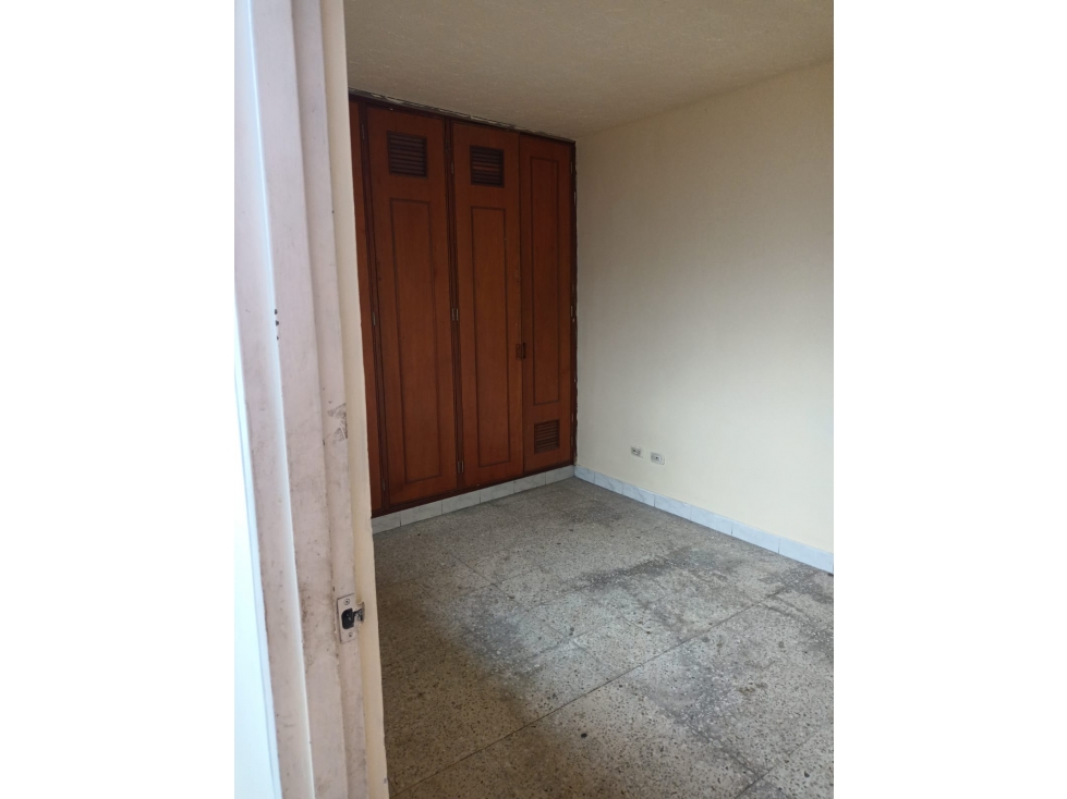 VENTA DE CASA EXTERNA TRES NIVELES EN EL POPULAR PARA INVERSIONISTA - 6