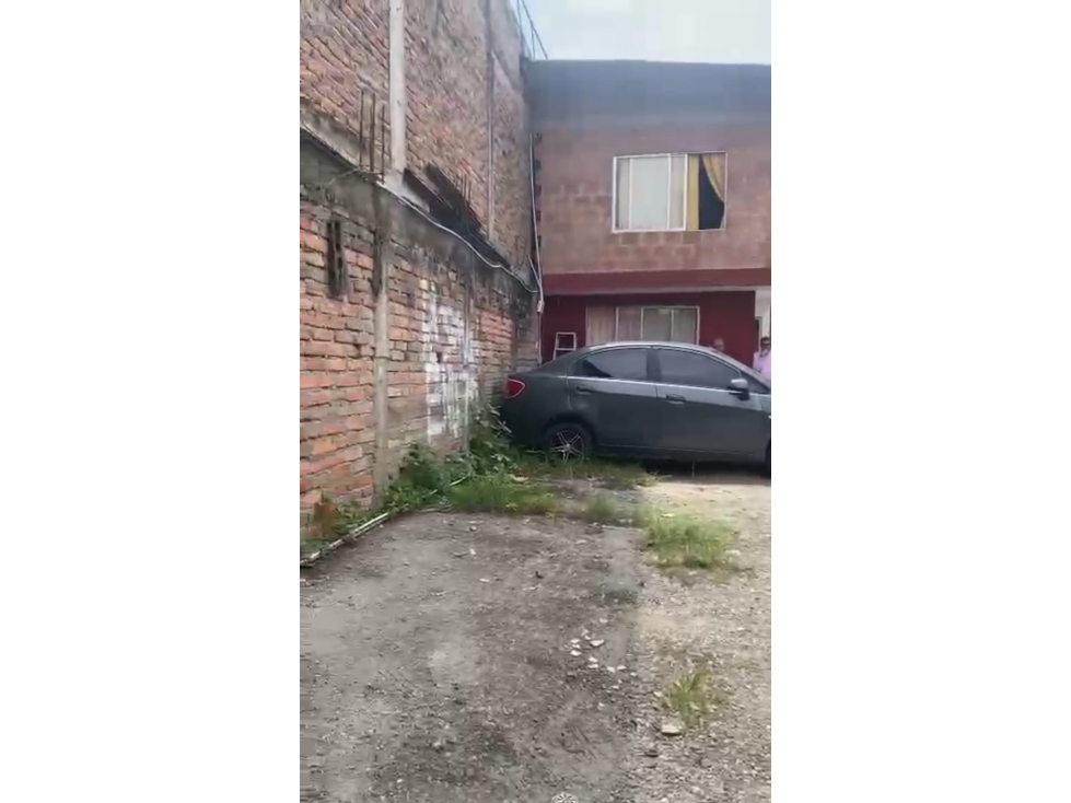 VENTA DE LOTE EN LA BASE — foto 4