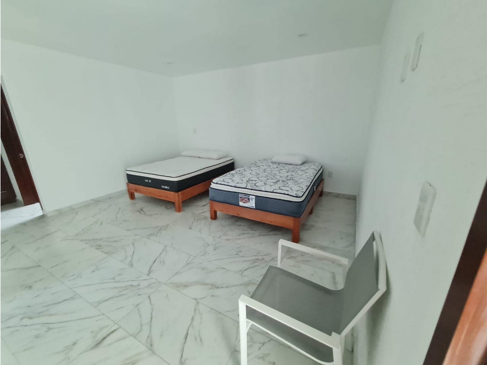 MAGNIFICA PROPIEDAD EN VENTA CON ALBERCA — foto 3